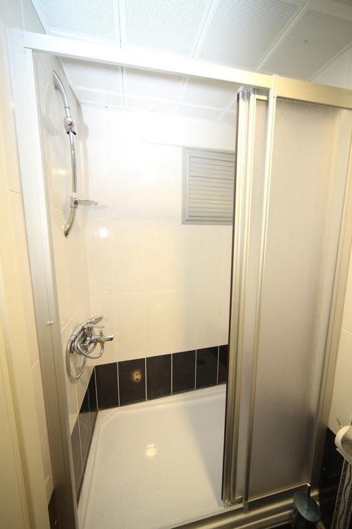 Beyaz Koesk Hotel Istanboel Kamer foto