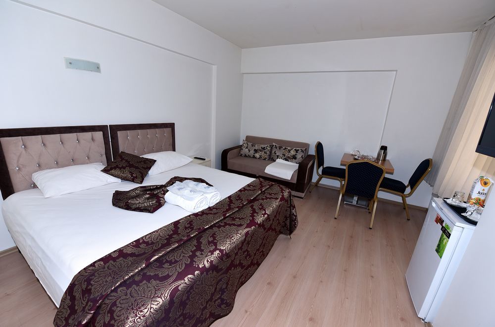 Beyaz Koesk Hotel Istanboel Buitenkant foto